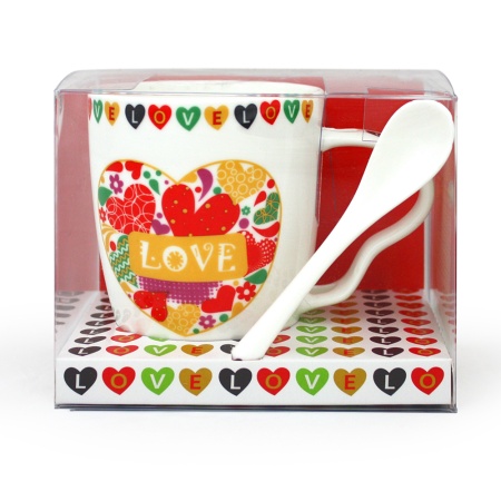 Кружка с ложкой Love  из костяного фарфора Акку